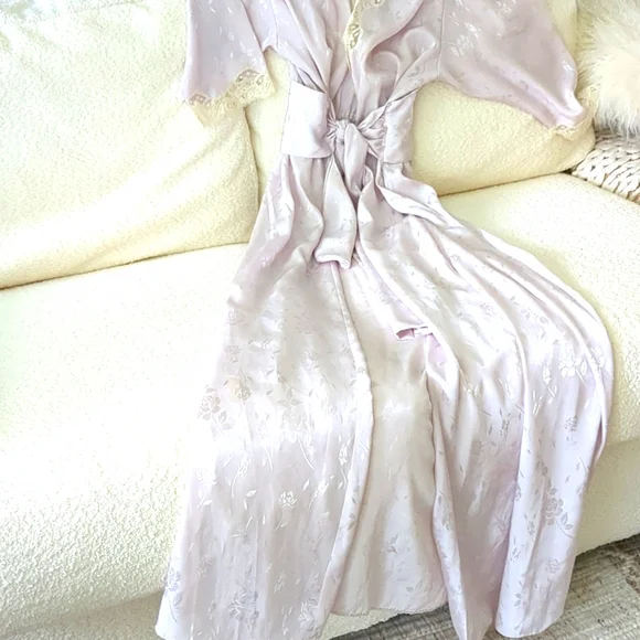 ルームウェア・パジャマ Christian Dior Lingerie Christian Dior Pink Lace Peignoir Set – mkquinlan.com